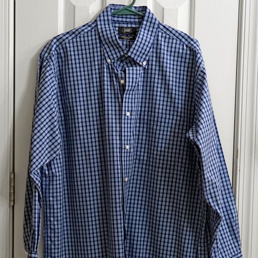 Berkley Jensen men's long sleeve Wrinkle Free shirt, Large. NWOT
